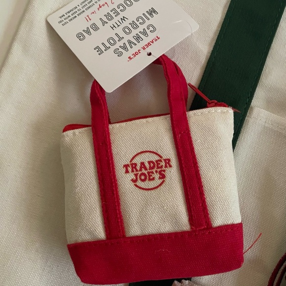 Trader Joe's Canvas Tote Bag Set - Picture 7 of 7